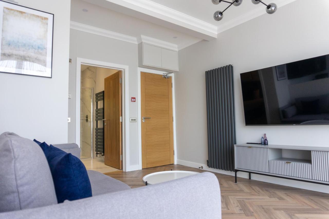 Oban Apartments Bagian luar foto