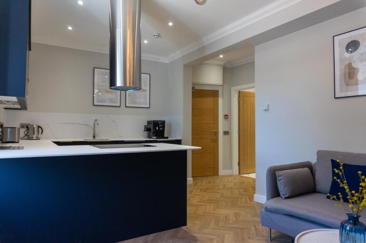 Oban Apartments Bagian luar foto