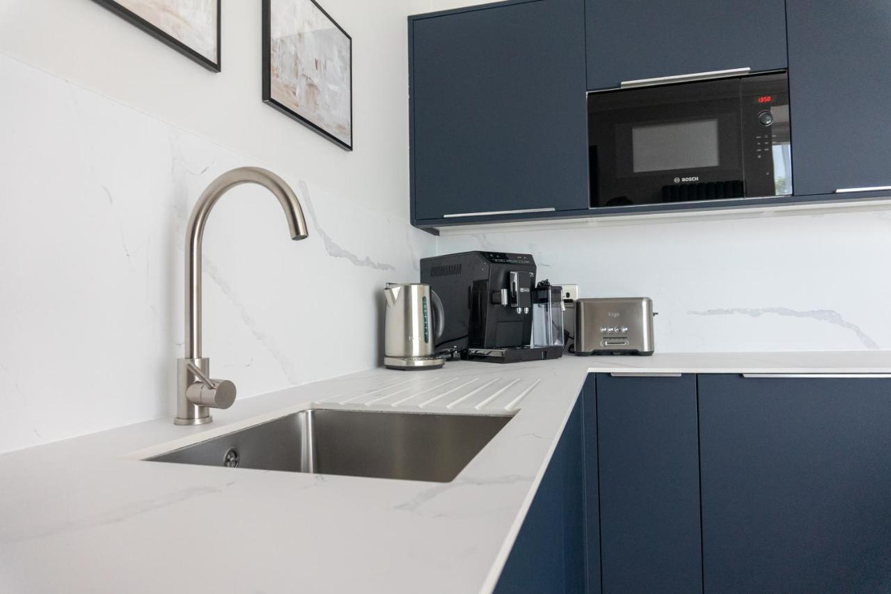 Oban Apartments Bagian luar foto